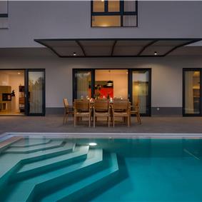 4 Bedroom Villa with Pool near Milna, Brac Island Sleeps 8 